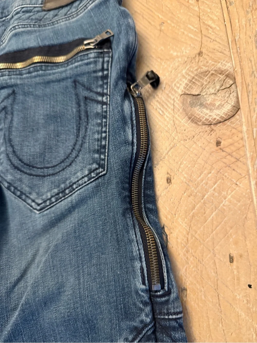 True Religion Relaxed Skinny Rocco Men’s Jeans 29